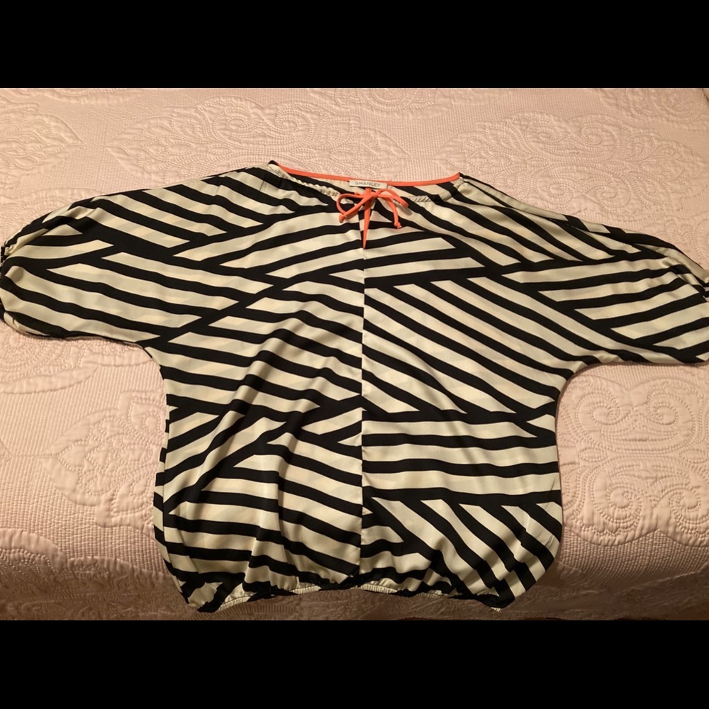 Geometric shirt